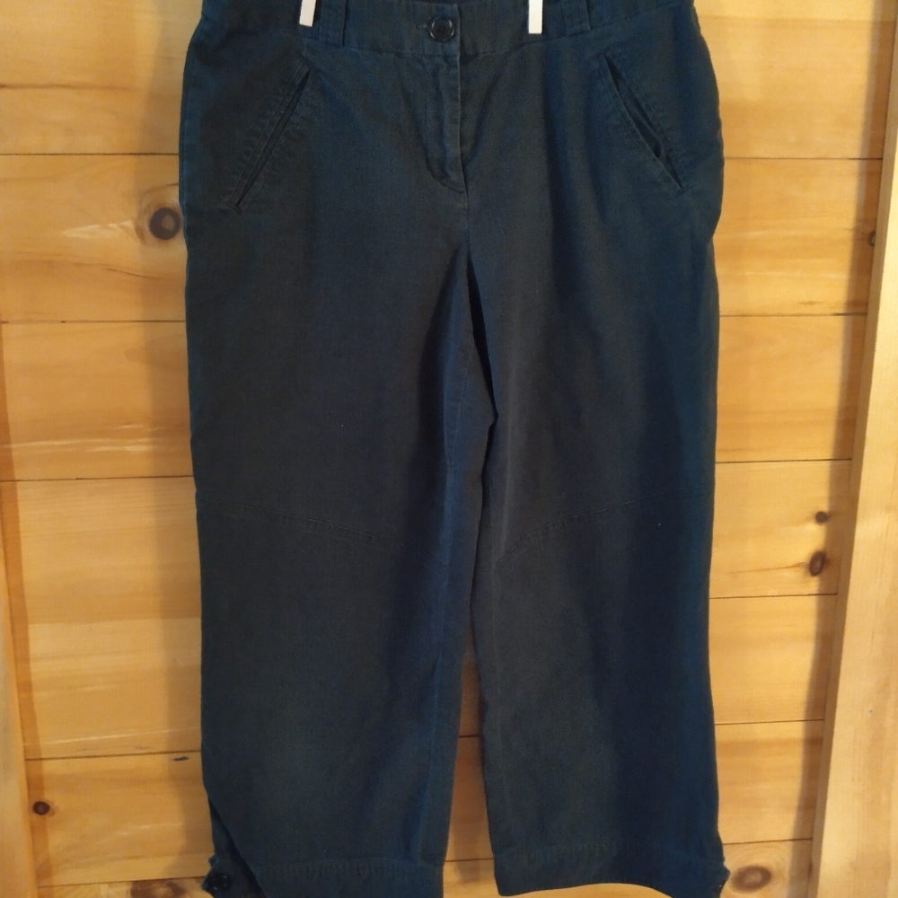 Canvasback black crop pants. Size 6.